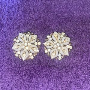Vintage clip earrings